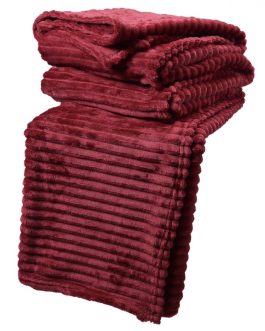 SNUGGLY DEEP RED THROW